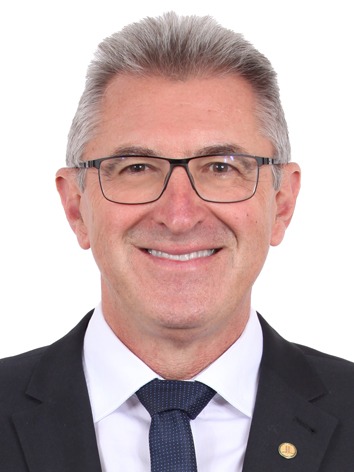 Foto oficial de Heitor Schuch