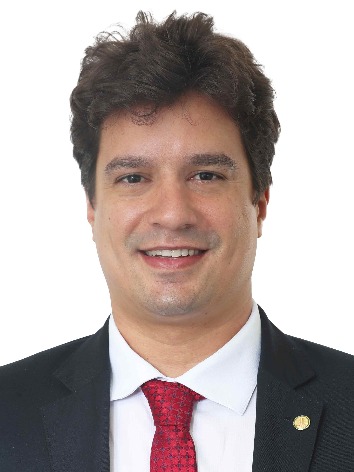Foto oficial de Lucas Ramos