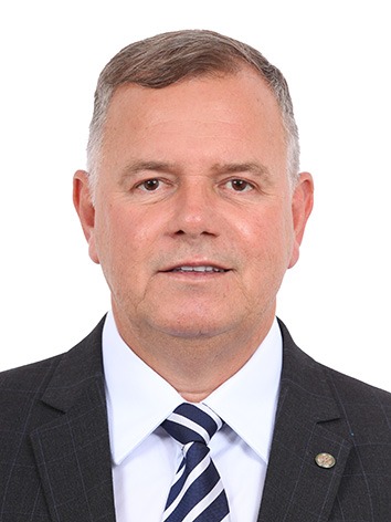 Foto oficial de Lucio Mosquini