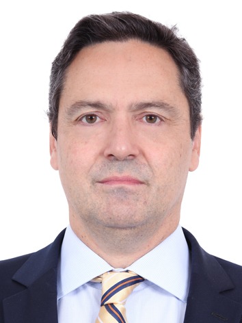 Foto oficial de Luiz Philippe de Orleans e Bragança