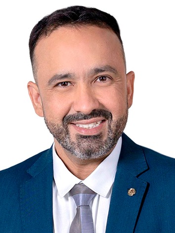 Foto oficial de Olival Marques