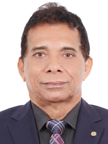 Foto oficial de Roberto Monteiro Pai